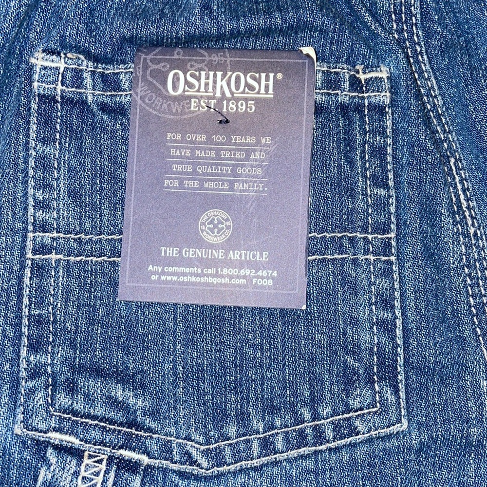 NWT.  Oshkosh Jean Shorts. Size 24 Months - Picture 4 of 6